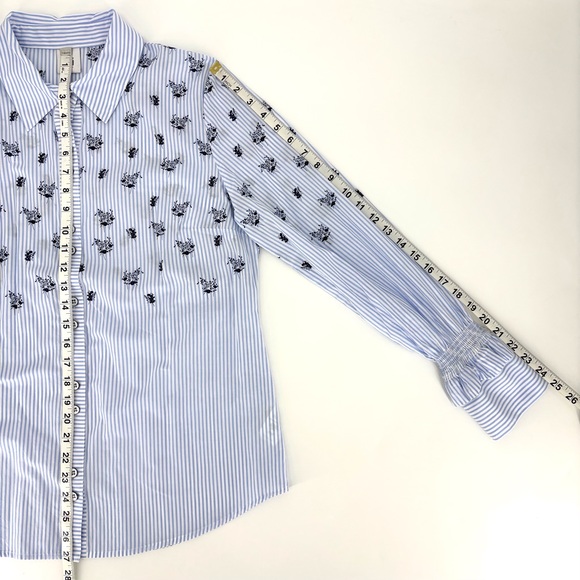 Cabi Whitney Shirt # 5368, Blue and White Striped and Floral Print, Medium - Picture 16 of 17
